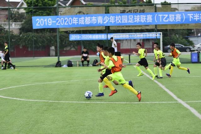 曼联决定暂不解雇卡里克 继续备战切尔西